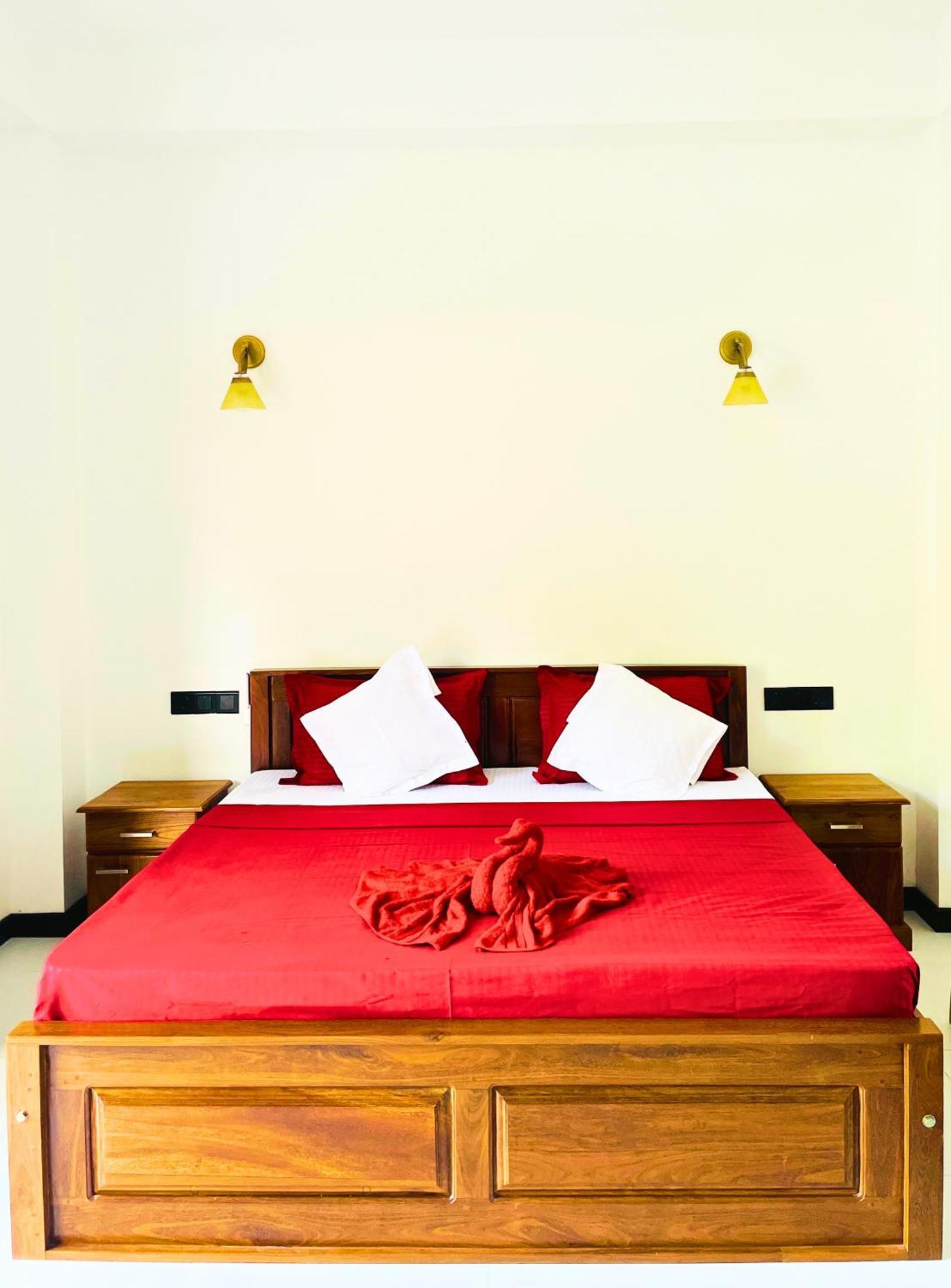 Yelisha'S Place Weligama Buitenkant foto